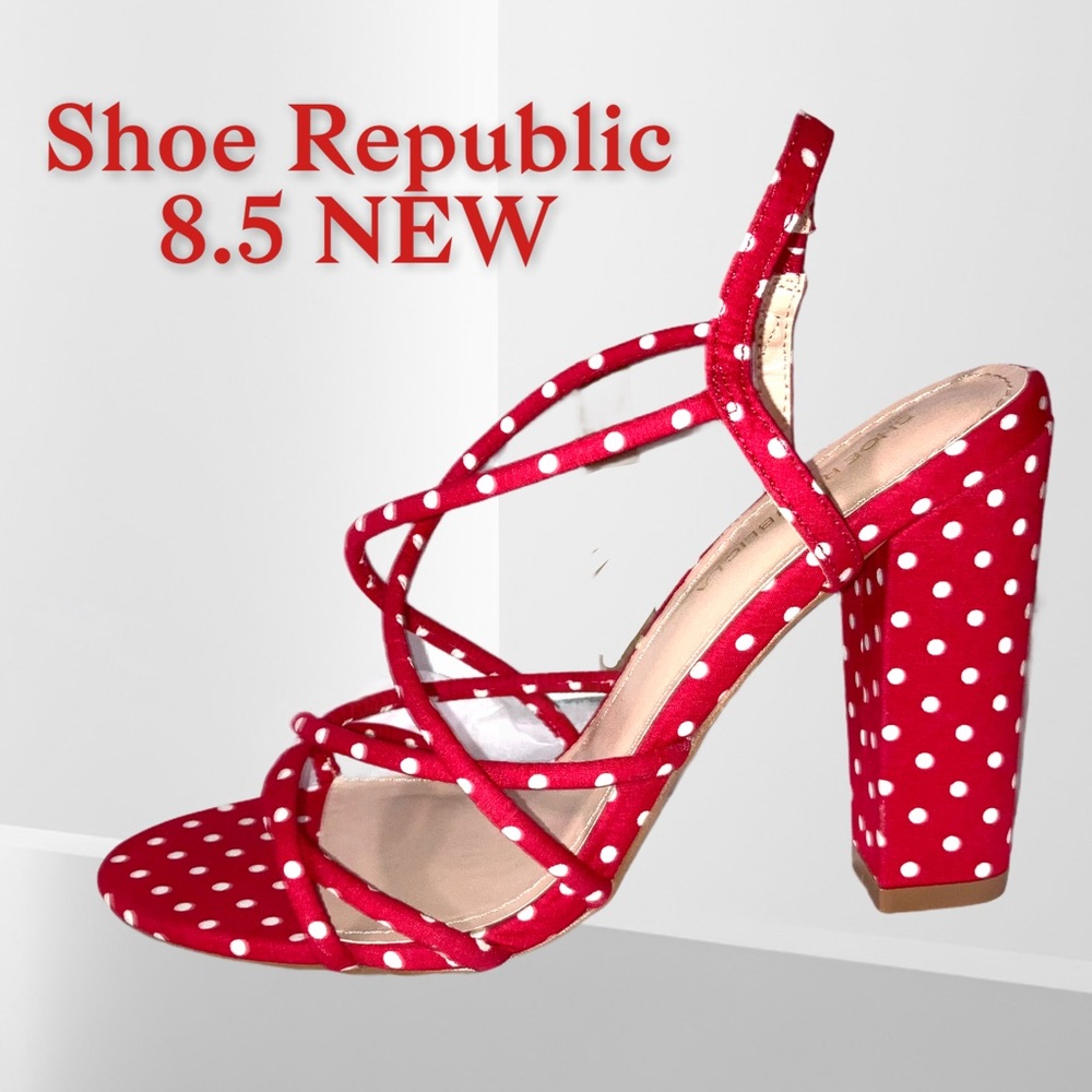 NWOT red polka republic 8.5